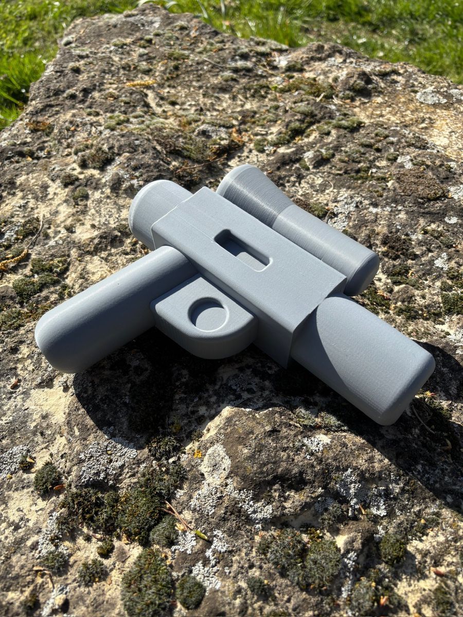 Sci-fi blaster replica