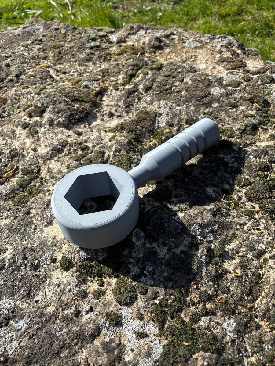 Magnifier detail