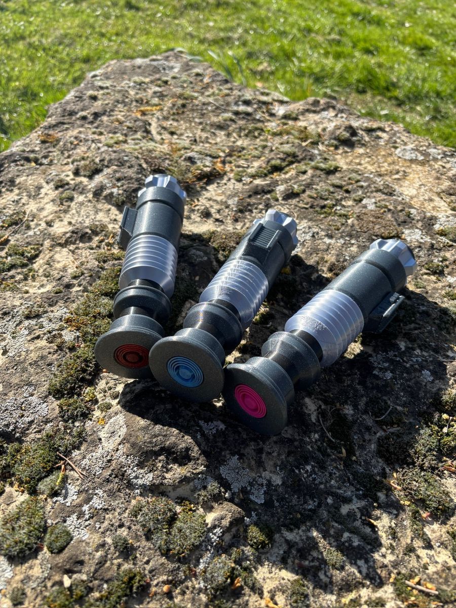 Hilt details